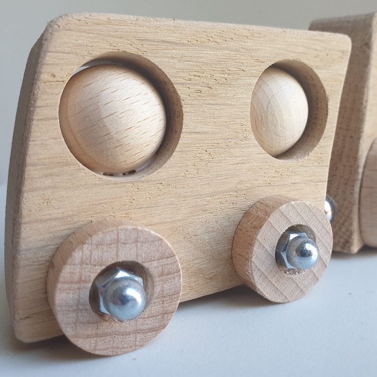 20230404_133521 Acheter des jouets en bois durables a Nantes