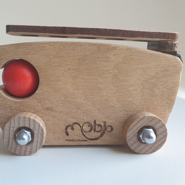 Acheter des jouets en bois durables a Nantes